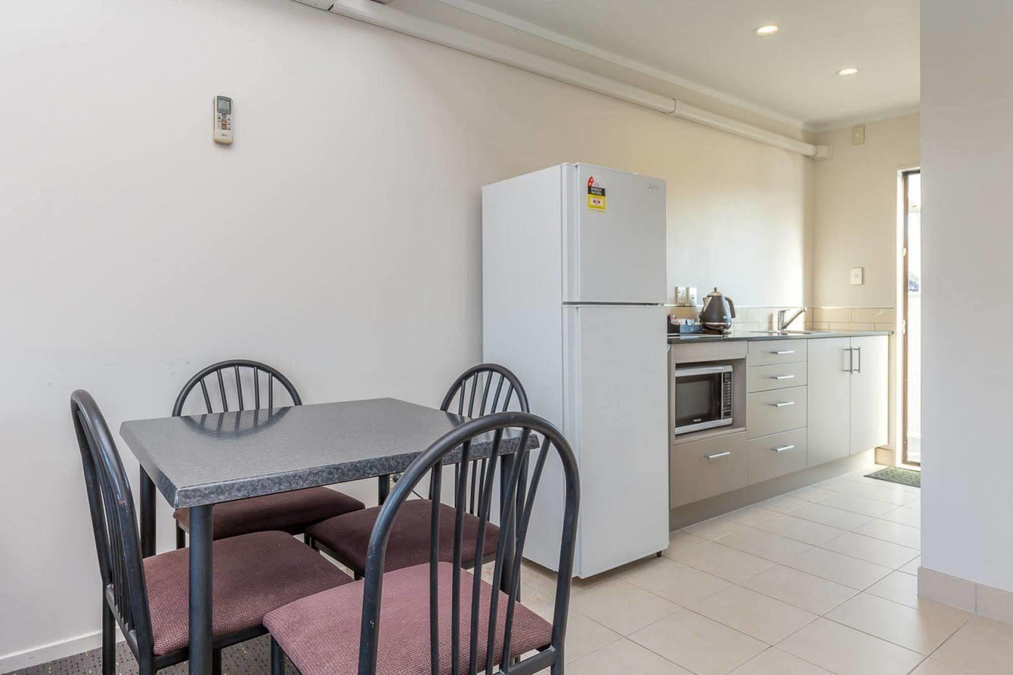 Anzac Court Motel Auckland Extérieur photo