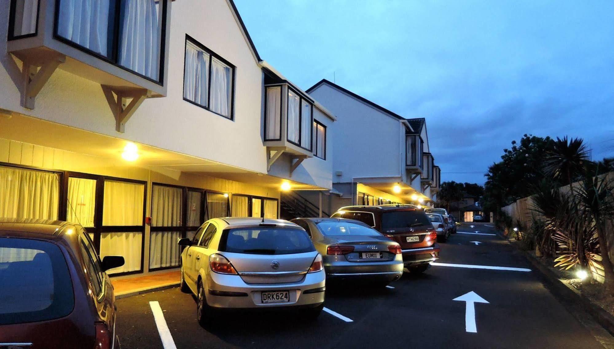 Anzac Court Motel Auckland Extérieur photo